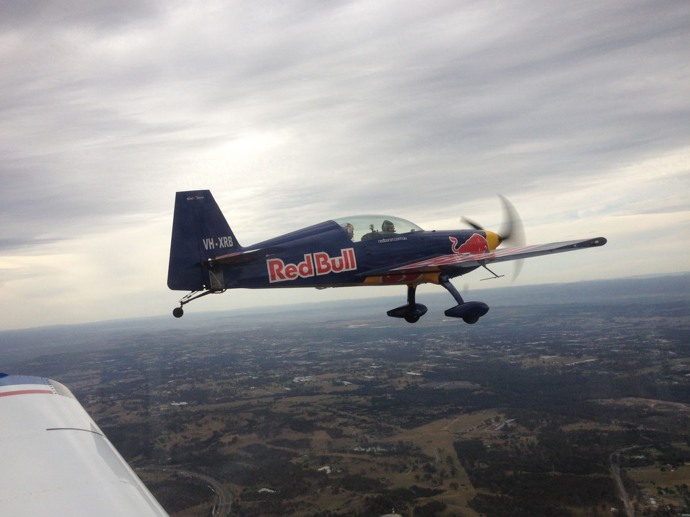 Formation flying, Alpha 160 and a Red Bull Extra!
